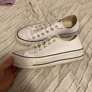 Platform Low Top Converse